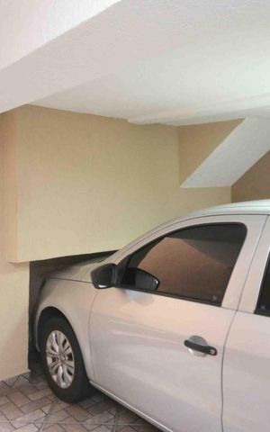 Casa à venda com 111m², 3 quartos e 1 vaga Casa à venda com 111m², 3 quartos e 1 vagaGaragem