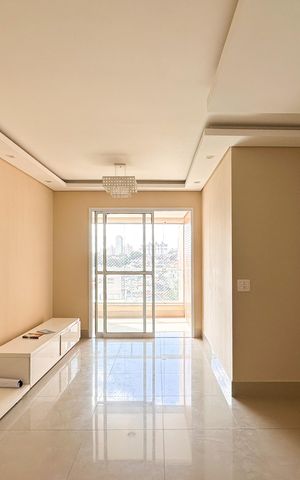 Apartamento à venda com 80m², 3 quartos e 1 vaga Apartamento à venda com 80m², 3 quartos e 1 vagaSala