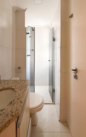 Apartamento à venda com 80m², 3 quartos e 1 vaga Apartamento à venda com 80m², 3 quartos e 1 vagaBanheiro Social