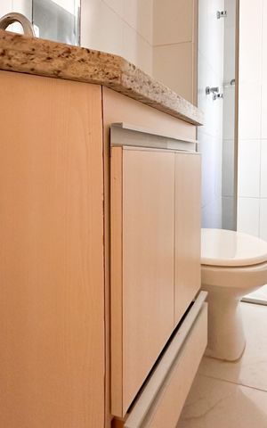 Apartamento à venda com 80m², 3 quartos e 1 vaga Apartamento à venda com 80m², 3 quartos e 1 vagaBanheiro Social