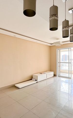 Apartamento à venda com 80m², 3 quartos e 1 vaga Apartamento à venda com 80m², 3 quartos e 1 vagaSala