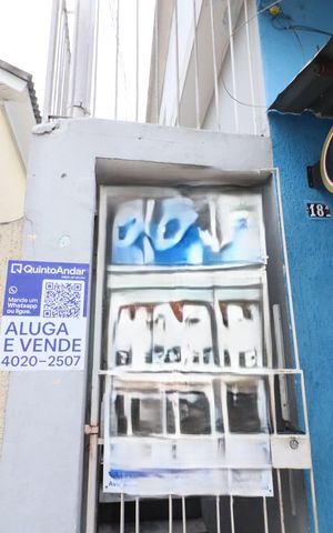 Casa à venda com 70m², 2 quartos e sem vagaFachada
