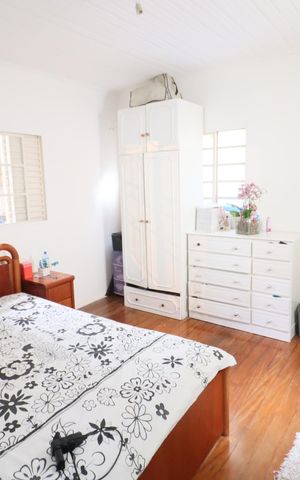 Casa à venda com 70m², 2 quartos e sem vagaSuíte