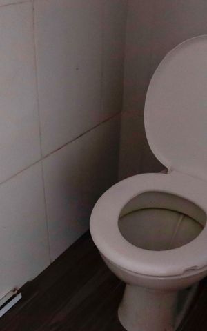 Casa para alugar com 80m², 2 quartos e sem vaga Casa para alugar com 80m², 2 quartos e sem vagaBanheiro da Suíte 2