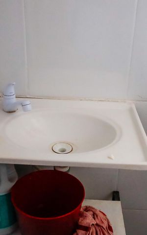 Casa para alugar com 80m², 2 quartos e sem vaga Casa para alugar com 80m², 2 quartos e sem vagaBanheiro da Suíte 2
