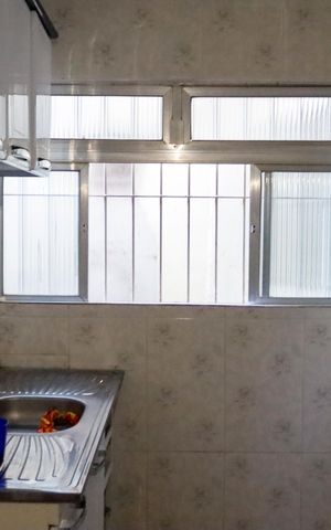 Casa para alugar com 80m², 2 quartos e sem vaga Casa para alugar com 80m², 2 quartos e sem vagaCozinha