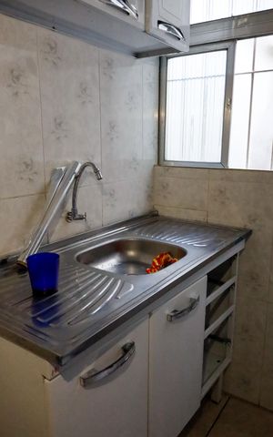 Casa para alugar com 80m², 2 quartos e sem vaga Casa para alugar com 80m², 2 quartos e sem vagaCozinha