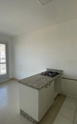 Apartamento à venda com 42m², 2 quartos e sem vaga Apartamento à venda com 42m², 2 quartos e sem vagaSala