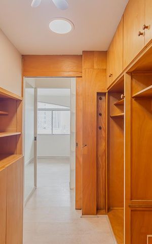 Apartamento para alugar com 150m², 4 quartos e 2 vagasCloset