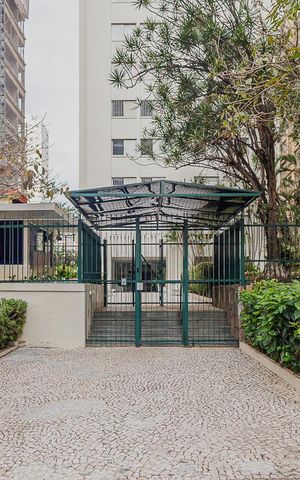 Apartamento para alugar com 150m², 4 quartos e 2 vagasFachada