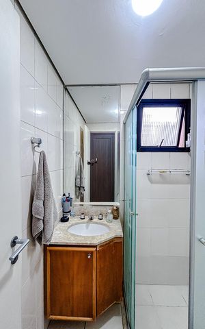 Apartamento para alugar com 70m², 3 quartos e 2 vagasBanheiro da Suíte