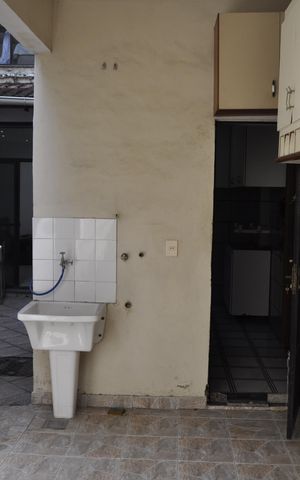 Casa de condomínio à venda com 103m², 2 quartos e 1 vagaÁrea  de serviço