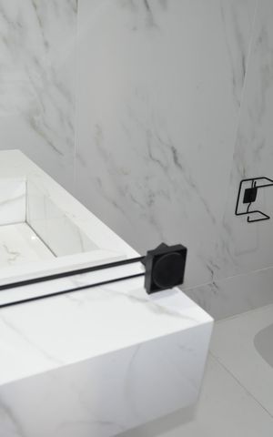 Casa de condomínio à venda com 103m², 2 quartos e 1 vagaBanheiro social