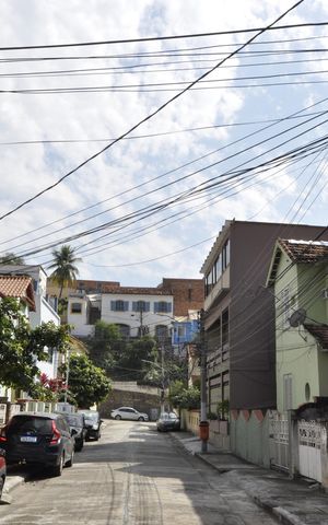 Casa de condomínio à venda com 103m², 2 quartos e 1 vagaVista