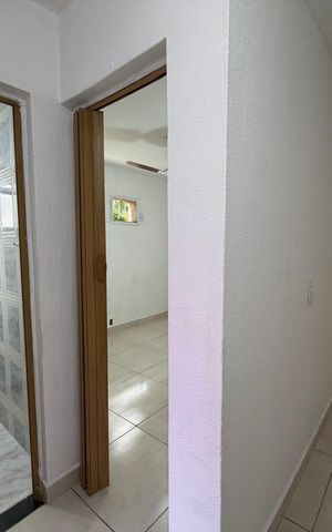 Apartamento à venda com 47m², 2 quartos e 1 vaga Apartamento à venda com 47m², 2 quartos e 1 vagaSala - Corredor
