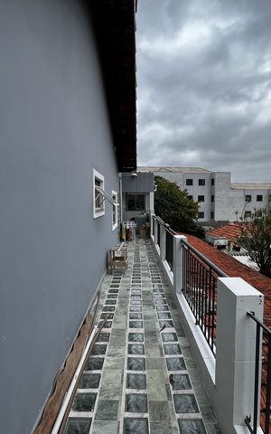 Casa para alugar com 250m², 3 quartos e 2 vagas Casa para alugar com 250m², 3 quartos e 2 vagasVaranda da Suíte 1