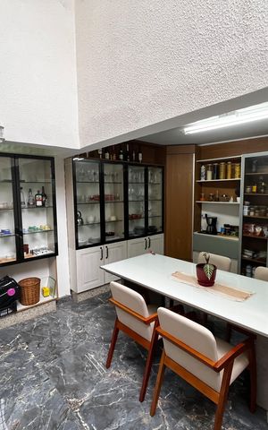 Casa para alugar com 250m², 3 quartos e 2 vagas Casa para alugar com 250m², 3 quartos e 2 vagasÀrea Gourmet