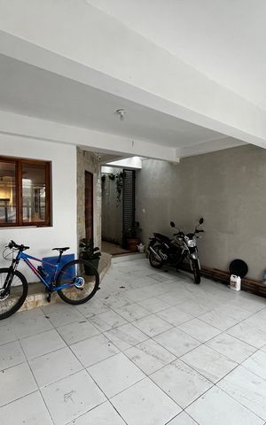 Casa para alugar com 250m², 3 quartos e 2 vagas Casa para alugar com 250m², 3 quartos e 2 vagasGaragem