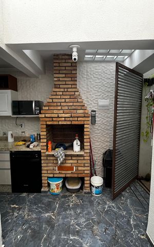 Casa para alugar com 250m², 3 quartos e 2 vagas Casa para alugar com 250m², 3 quartos e 2 vagasÀrea Gourmet