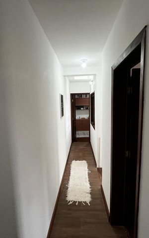 Casa para alugar com 250m², 3 quartos e 2 vagas Casa para alugar com 250m², 3 quartos e 2 vagasCorredor