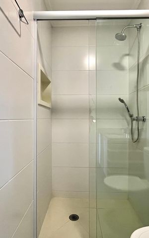 Apartamento para alugar com 63m², 2 quartos e 1 vaga Apartamento para alugar com 63m², 2 quartos e 1 vagaBanheiro da Suíte