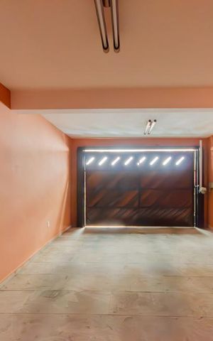 Casa para alugar com 190m², 3 quartos e 3 vagas Casa para alugar com 190m², 3 quartos e 3 vagasGaragem