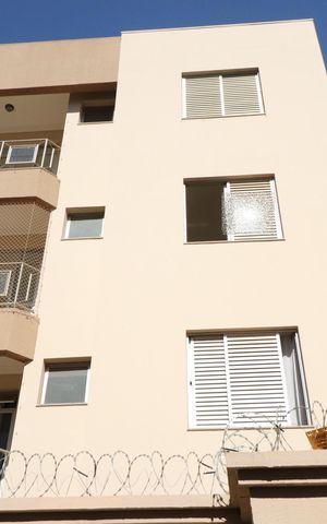 Apartamento para alugar com 95m², 3 quartos e 2 vagasFachada