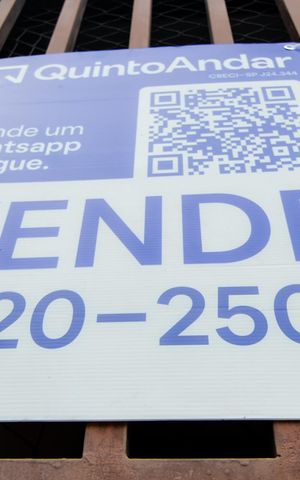 Casa à venda com 166m², 4 quartos e 2 vagasPlaca