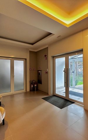 Apartamento para alugar com 42m², 1 quarto e 1 vaga Apartamento para alugar com 42m², 1 quarto e 1 vagaEntrada