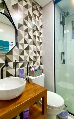 Apartamento à venda com 69m², 2 quartos e 1 vaga Apartamento à venda com 69m², 2 quartos e 1 vagaBanheiro social