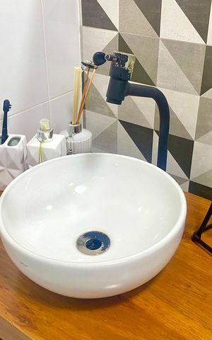 Apartamento à venda com 69m², 2 quartos e 1 vaga Apartamento à venda com 69m², 2 quartos e 1 vagaBanheiro social