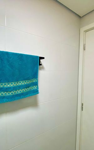 Apartamento à venda com 69m², 2 quartos e 1 vaga Apartamento à venda com 69m², 2 quartos e 1 vagaBanheiro social