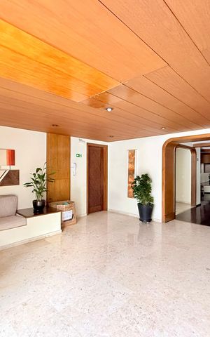 Apartamento à venda com 60m², 2 quartos e 1 vaga Apartamento à venda com 60m², 2 quartos e 1 vagaHall Social Bloco