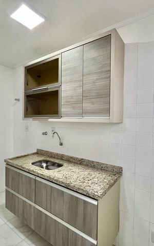 Apartamento à venda com 52m², 1 quarto e 1 vaga Apartamento à venda com 52m², 1 quarto e 1 vagaCozinha
