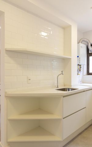 Apartamento à venda com 122m², 3 quartos e 2 vagas Apartamento à venda com 122m², 3 quartos e 2 vagasÁrea de Serviço