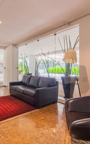 Apartamento à venda com 122m², 3 quartos e 2 vagas Apartamento à venda com 122m², 3 quartos e 2 vagasÁrea comum - Hall Social