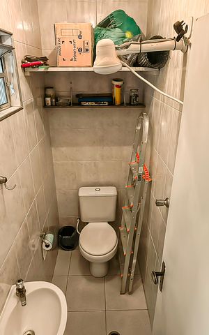 Casa à venda com 150m², 4 quartos e 1 vaga Casa à venda com 150m², 4 quartos e 1 vagaBanheiro de serviço