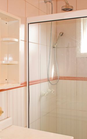 Casa de condomínio à venda com 680m², 5 quartos e 5 vagasBanheiro da Suíte 2