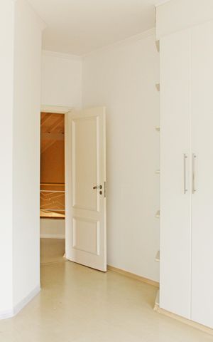 Casa de condomínio à venda com 680m², 5 quartos e 5 vagasSuíte