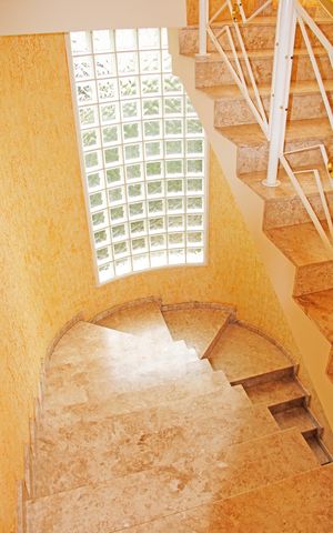 Casa de condomínio à venda com 680m², 5 quartos e 5 vagasCorredor