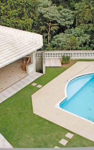 Casa de condomínio à venda com 680m², 5 quartos e 5 vagasVista da Varanda do Quarto