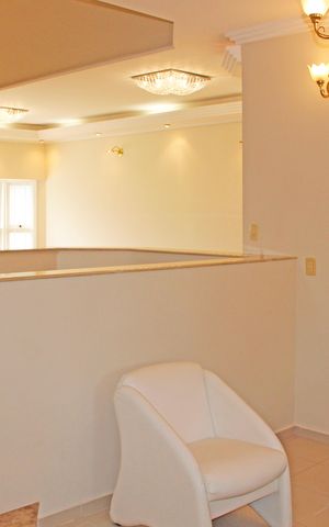 Casa de condomínio à venda com 680m², 5 quartos e 5 vagasSala 2