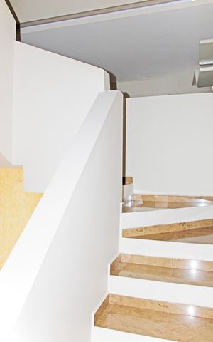 Casa de condomínio à venda com 680m², 5 quartos e 5 vagasCorredor