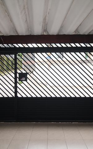 Casa à venda com 160m², 4 quartos e 2 vagasGaragem