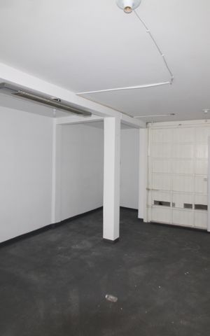 Casa à venda com 160m², 4 quartos e 2 vagasÁrea de Serviço 2