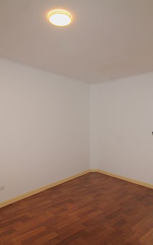 Casa à venda com 160m², 4 quartos e 2 vagasSala