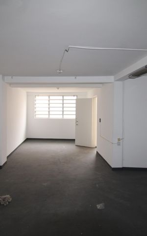 Casa à venda com 160m², 4 quartos e 2 vagasÁrea de Serviço 2