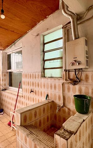 Apartamento à venda com 79m², 2 quartos e sem vaga Apartamento à venda com 79m², 2 quartos e sem vagaÁrea de serviço