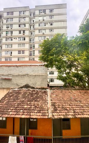 Apartamento à venda com 79m², 2 quartos e sem vaga Apartamento à venda com 79m², 2 quartos e sem vagaVista Sala