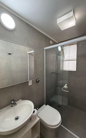 Apartamento à venda com 100m², 2 quartos e 1 vaga Apartamento à venda com 100m², 2 quartos e 1 vagaBanheiro